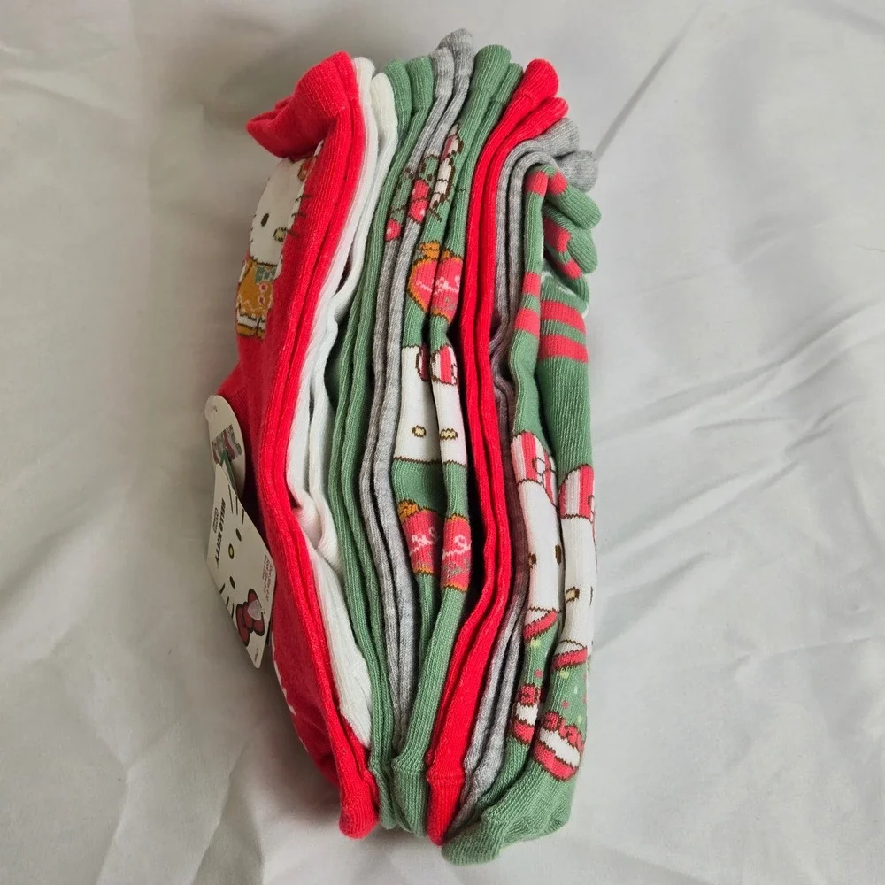 Sanrio Hello Kitty 8 Pairs Holiday‎ Capris Socks, Size Shoe:4-10 Sock:9-11, New